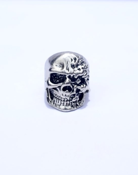 MONSTER SKULL RING IN ANTIQUE SILVER